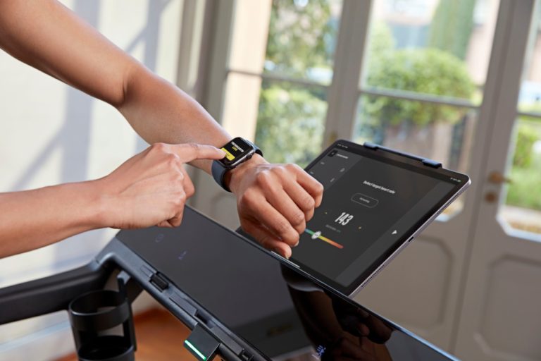 Global Health Trends in 2025: What’s Shaping the Future of Wellness and Medicine